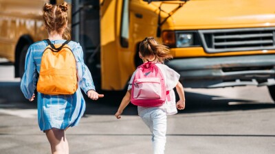 В Караганде проезд в автобусах для детей до 18 лет станет бесплатным