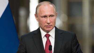 Путин предложил единовременно выплатить всем российским семьям с детьми школьного возраста по 10 тысяч рублей