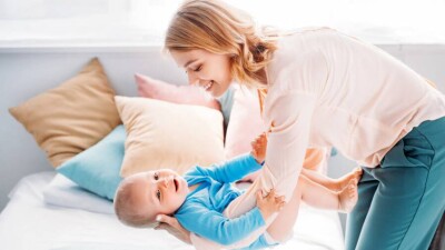 Пособие по уходу за ребёнком в Казахстане будут выплачивать дольше с 1 января 2023 года