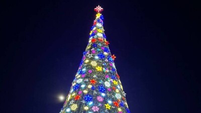 В каком городе Казахстана не проводят церемонию зажжения новогодней ёлки и почему?