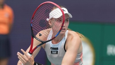 Рыбакина одержала 12-ю победу подряд и вышла в полуфинал турнира в Майами