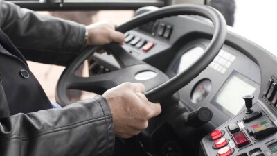 Карагандинцы не идут работать водителями автобусов с зарплатой 400 тысяч тенге