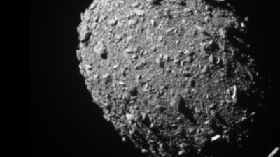 Аппарат NASA столкнули с астероидом, чтобы изменить траекторию его движения