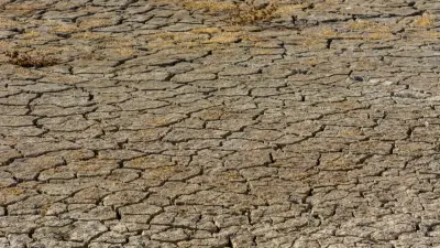 Засуха в Иране: власти пытаются искусственно вызвать дождь