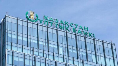 Обратные интервенции: Нацбанк покупал доллары на бирже, сдерживая рост тенге