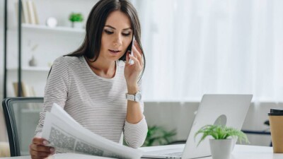 Рынок труда Казахстана не стимулирует выбирать сложные профессии: официант зарабатывает больше учителя и врача