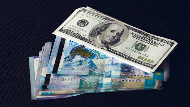 Сколько стоят рубль и доллар в Казахстане 26 июля