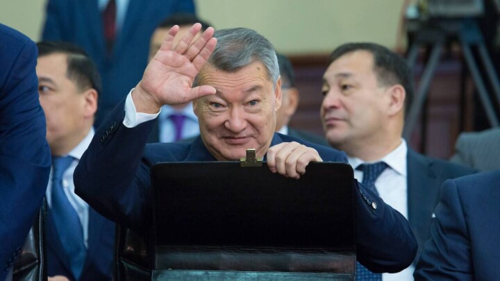 Даниал Ахметов о своём политическом долголетии: Спросите у президента