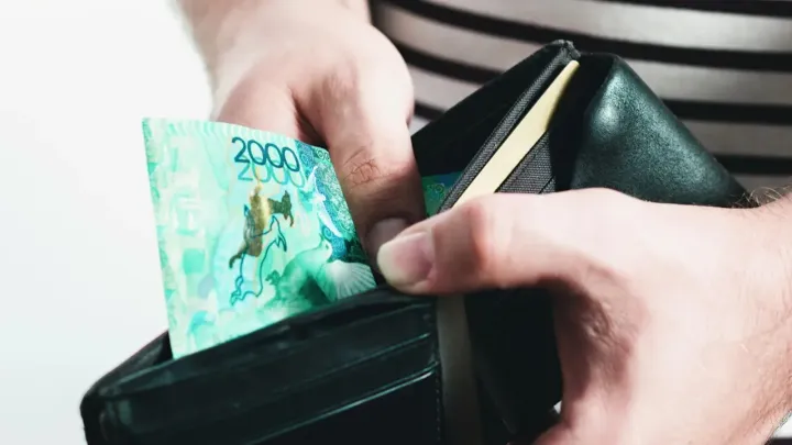 Потеря 10% при отмене концерта: законно ли взимать комиссию и как вернуть всю сумму за билеты