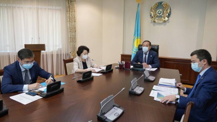 Тугжанов поручил изменить подходы по подготовке профессиональных спортсменов и жёстко контролировать расходы на спорт