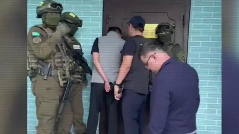 Скриншот из видео Polisia.kz