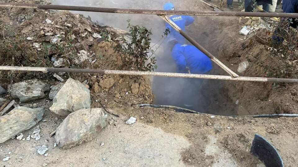В Актау из-за порыва на теплосети ограничили подачу тепла в четырёх микрорайонах
