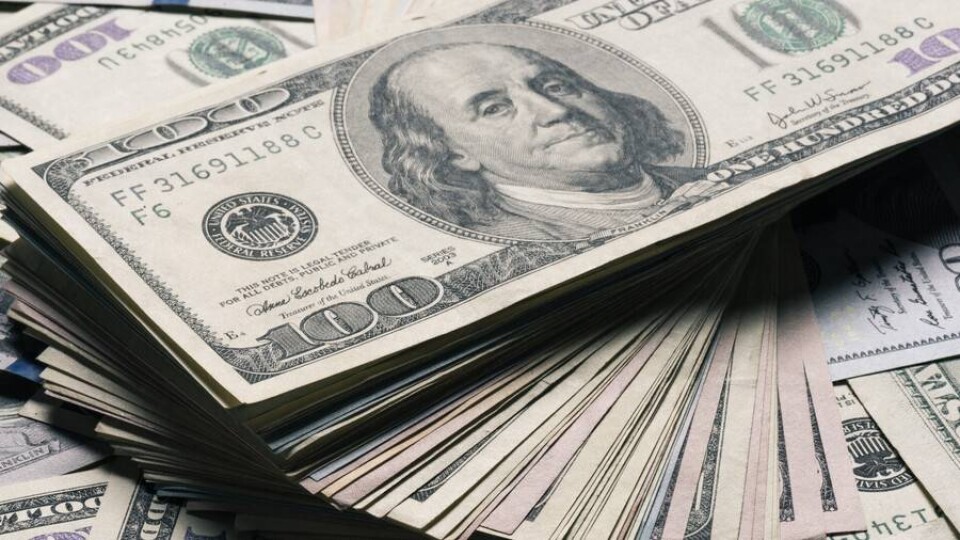 Доллар подорожал к тенге на бирже