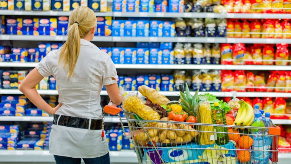 "Работают из-под палки". В правительстве винят акиматы в росте цен на продукты