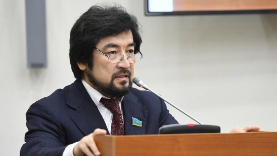 Мажилис досрочно прекратил депутатские полномочия Бекболата Тлеухана