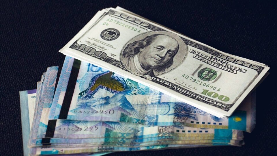 Сколько стоят рубль и доллар в Казахстане 28 ноября