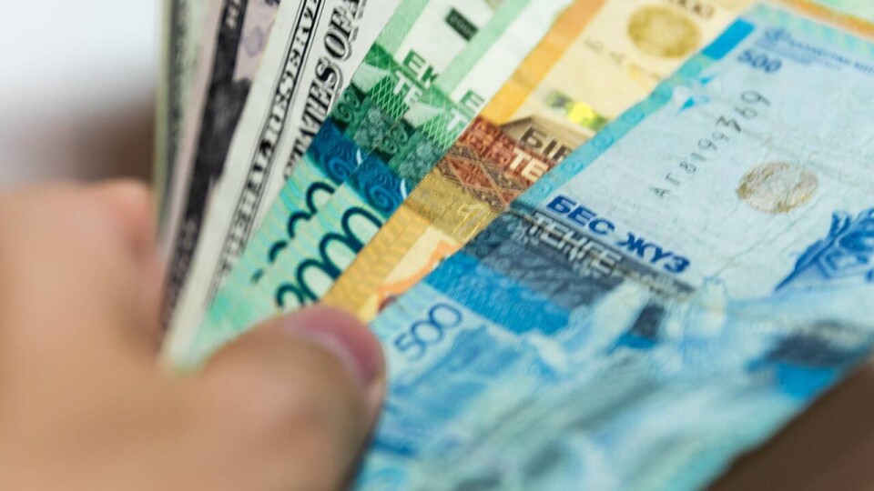459 тенге за доллар: нацвалюта укрепилась на бирже