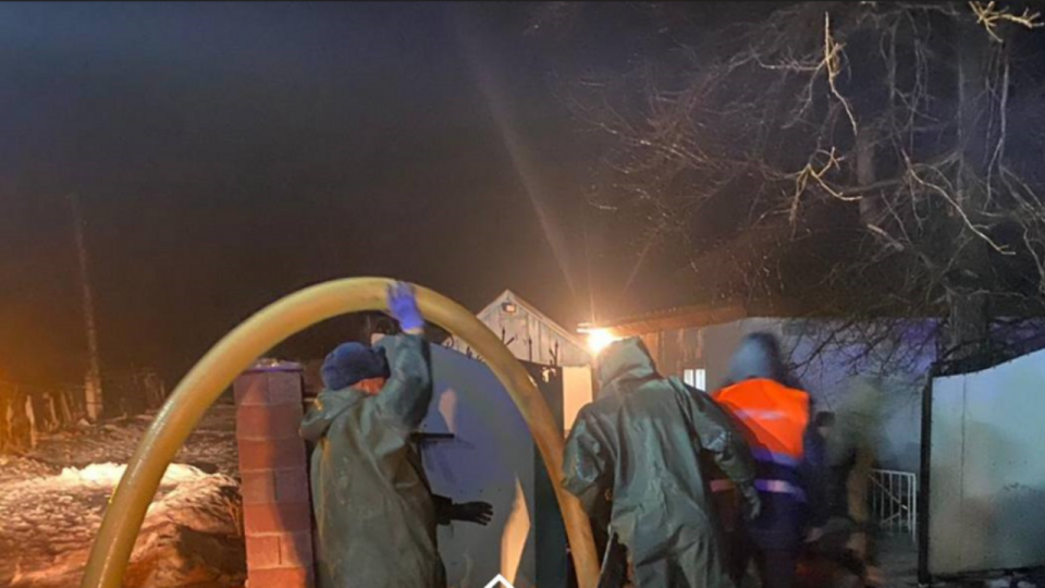 Талая вода с полей подтопила сёла в Алматинской и Жетысуской областях
