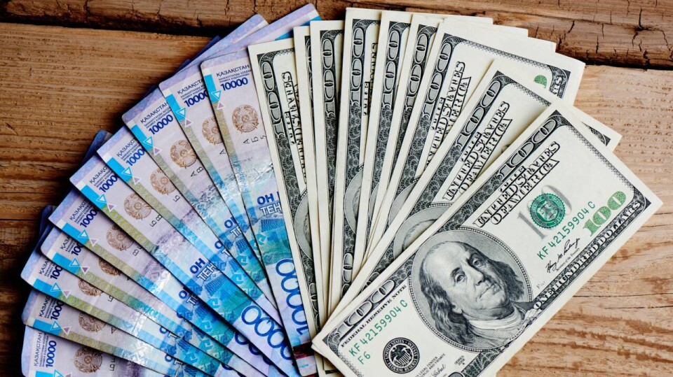 Сколько стоят рубль и доллар в Казахстане 28 сентября