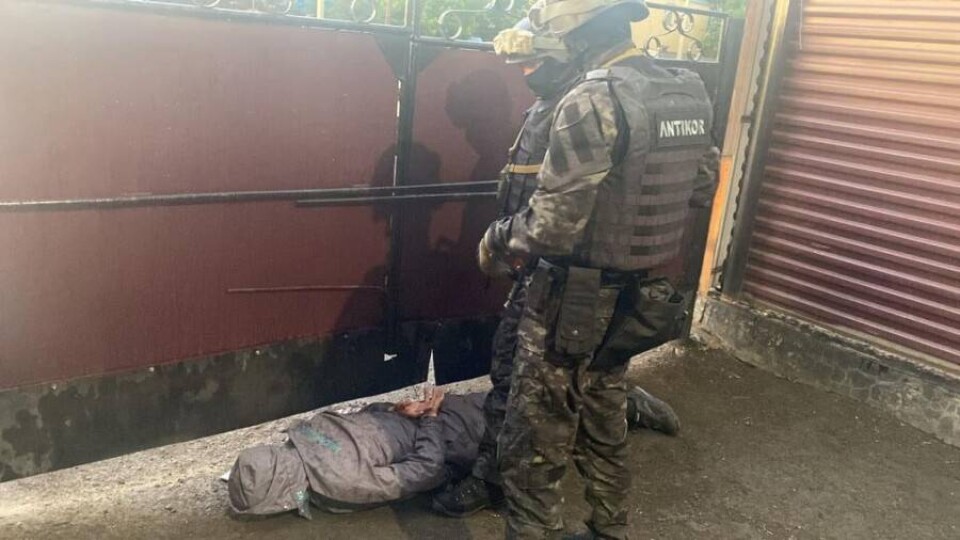 Спецоперация Антикора: задержан член криминальной группировки, вымогавший у бизнесмена деньги на взятку