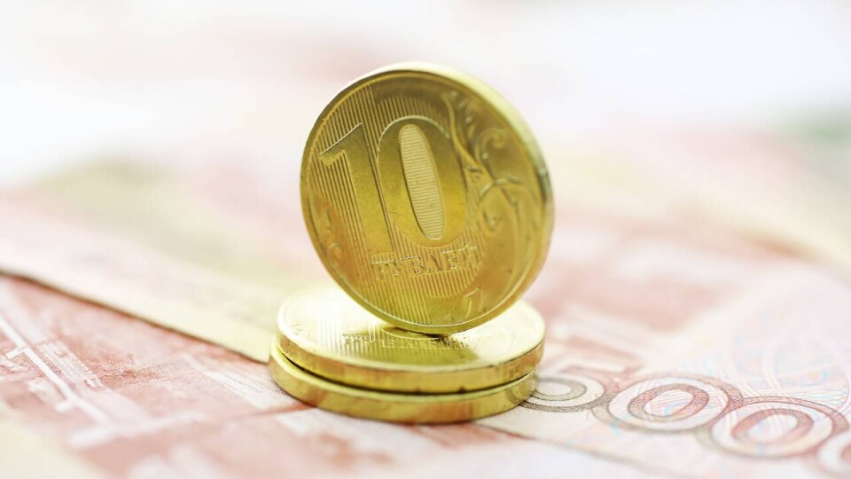 Нацбанк установил официальный курс рубля в Казахстане на 16 ноября
