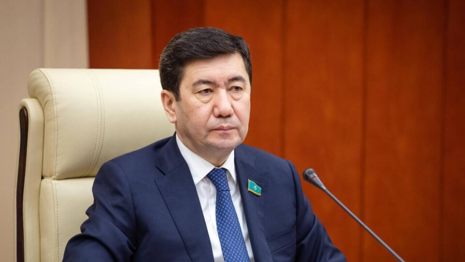 Ерлан Кошанов вновь избран председателем мажилиса