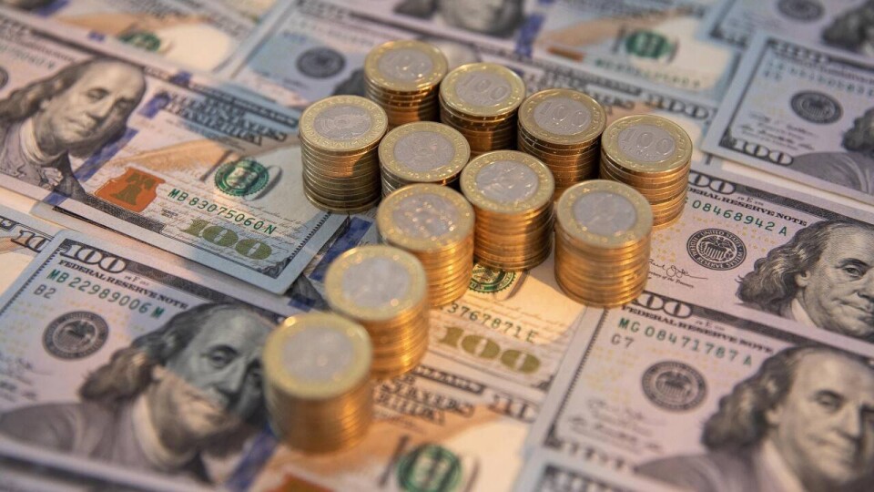 Тенге укрепился к доллару на биржевых торгах 2 февраля