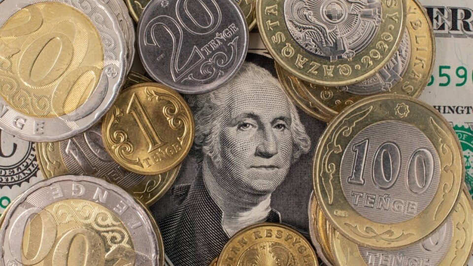 Каким будет курс доллара к тенге к началу декабря? Прогноз экспертов
