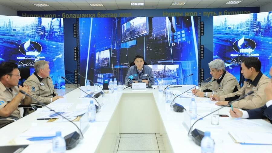После критики Токаева в Казмунайгазе задумались, как накопить запасы битума к сезону дорожных работ