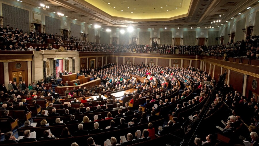 Палата представителей конгресса США преодолела вето Трампа по оборонному бюджету