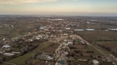 "Нас отравляют". Как живут в селе Зортобе, построенном на подземном хранилище газа