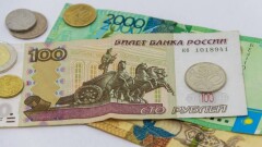 Тенге и рубль укрепляются по отношению к доллару. Надолго ли?