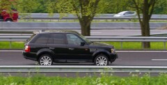 В Алматинской области разыскивают стрелявших в служебное авто замначальника полиции региона