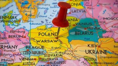 Польша нуждается в трудовых мигрантах, казахстанцев стали активнее привлекать на работу