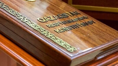 Какие поправки предложил внести в Конституцию Токаев? Сравнительная таблица "до" и "после"