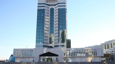 В правительстве обсудили влияние западного пакета санкций на казахстанский фондовый рынок