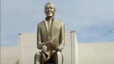 Снос памятника в Улытау и работа для казахстанцев старше 50 лет. Главное за неделю