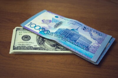 "Если нефтяные деньги убрать с рынка, то курс станет 700 тенге". Как реформировать казахстанскую экономику
