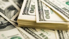 Каким будет официальный курc доллара на выходных