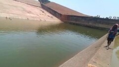 В Индии чиновник осушил водохранилище, чтобы найти свой телефон