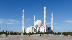 Токаев поздравил казахcтанцев с праздником Ораза айт