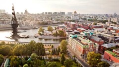 Россия вдвое снизила квоту на временное проживание иностранцев