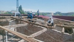 В Шымкенте ремонтируют рухнувшую во время матча крышу стадиона