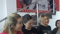 Кандидаты в депутаты провели экспромт-встречу с избирателями в Балхаше