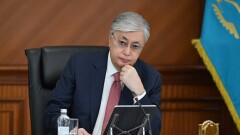 Токаев Смаилову: Можно ли вступить в новый год с нынешним составом правительства?