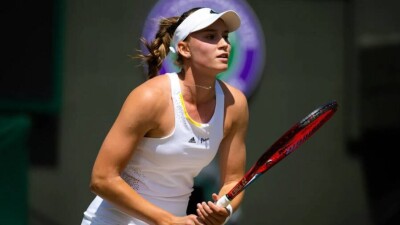 Первая ракетка Казахстана Елена Рыбакина вышла в четвертьфинал Уимблдона