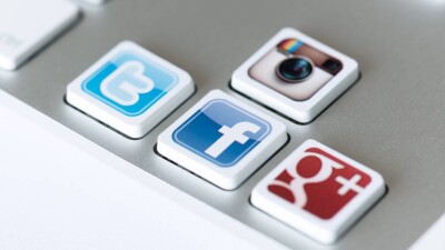 Штрафы за фейки в интернете и налоги для инфлюэнсеров. Токаев подписал закон об онлайн-платформах