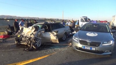 Шесть человек погибли в ДТП на трассе Алматы – Ташкент