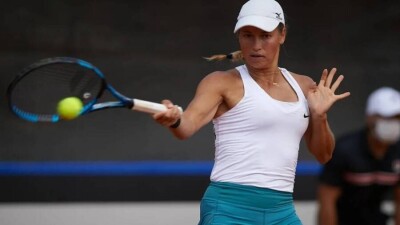 Ролан Гаррос: Юлия Путинцева не смогла выйти во второй раунд