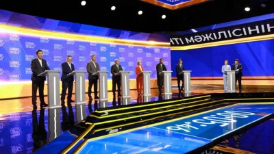 Финальные дебаты: всё, что партии хотели сказать перед выборами в мажилис